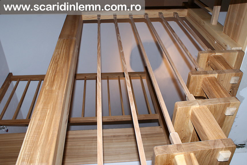 scari interioare din lemn pret cu vang si trepte economice cu pas conditionat