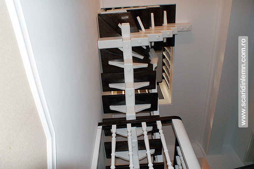oferta pret scari interioare din lemn masiv vang modular placare trepte de lemn cu mana curenta curbarea lemnului